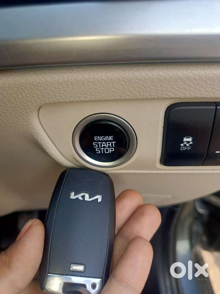 Kia Carens 1.5 Luxury Plus Diesel 6 Str, 2022, Diesel