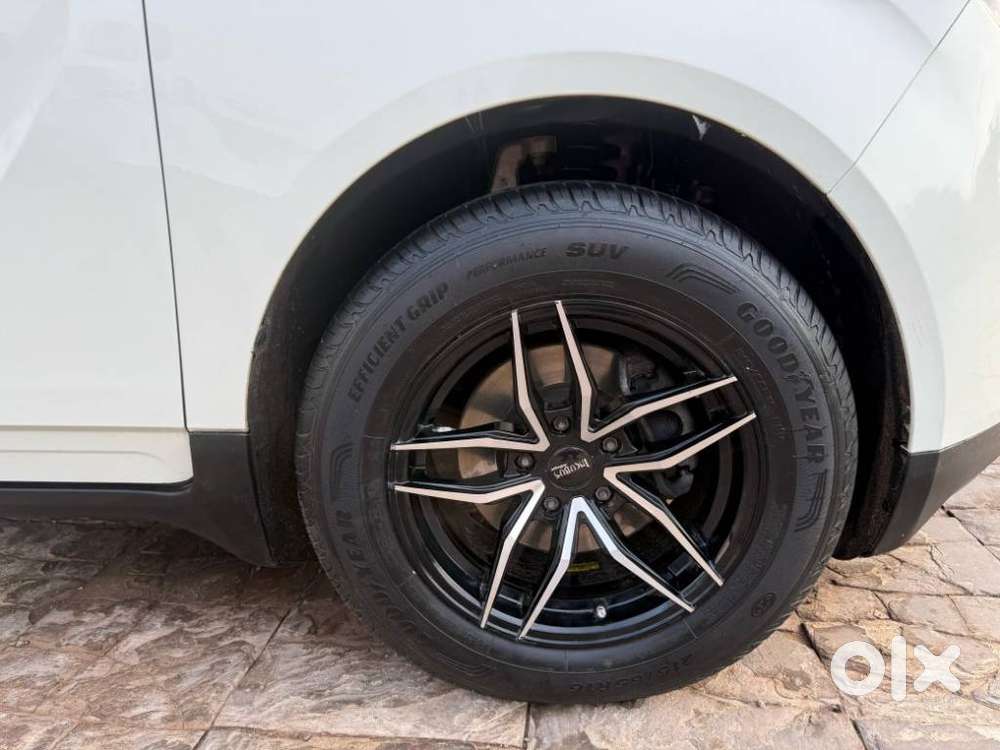 Mahindra Marazzo M4, 2020, Diesel