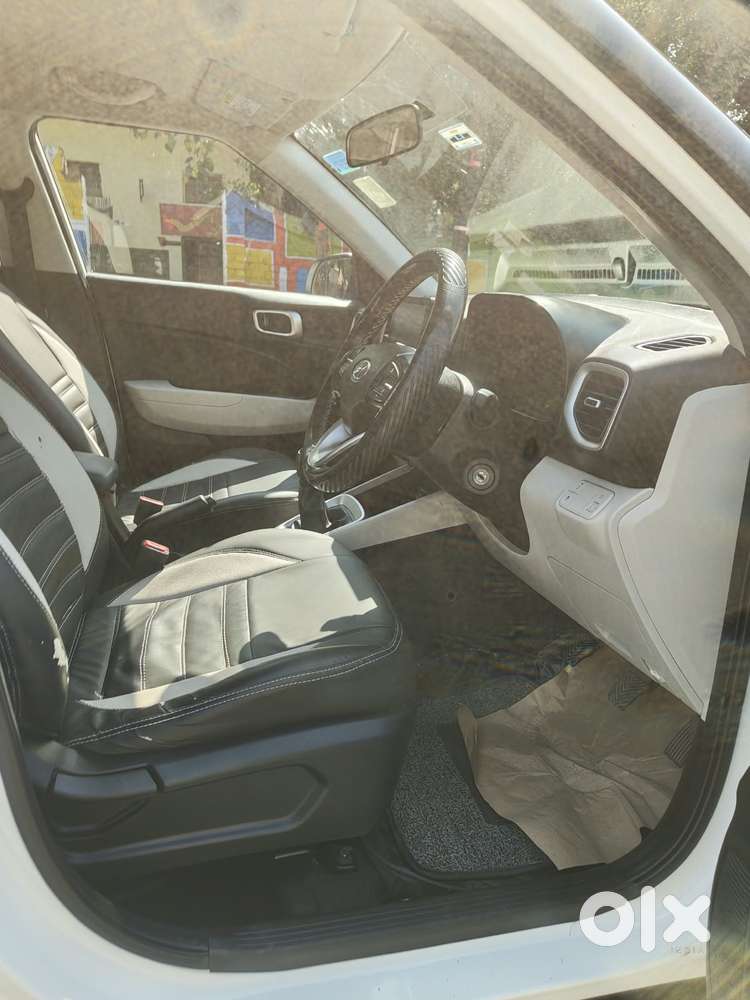 Hyundai Venue [2022-ongoing] 1.2 S, 2023, Petrol