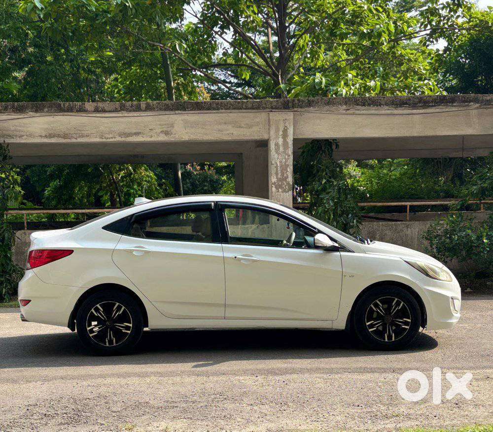 Hyundai Verna [2011-2015] Fluidic 1.4 Vtvt, 2014, Petrol