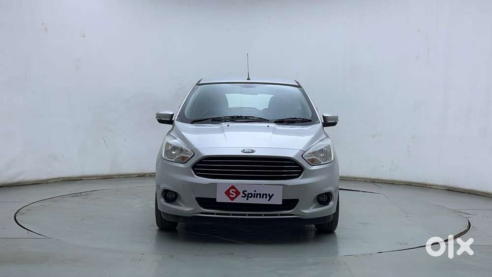 Ford Figo Petrol Titanium, 2016, Petrol