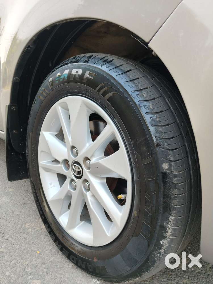 Toyota Innova Crysta 2.4 G Mt, 2018, Diesel