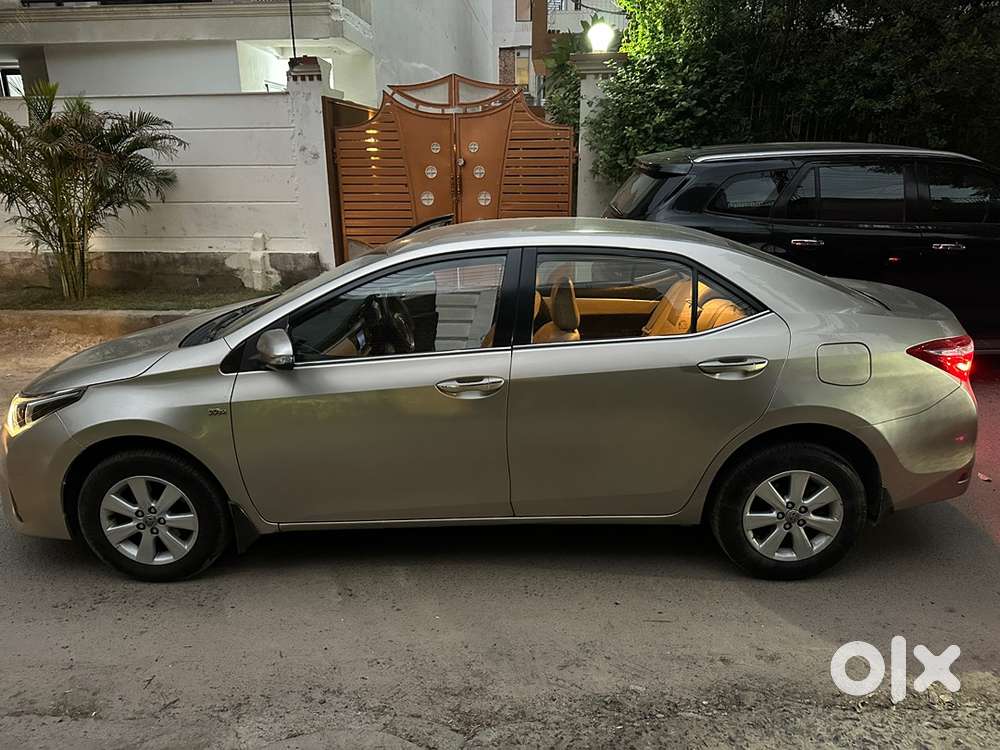 Toyota Corolla Altis 2017