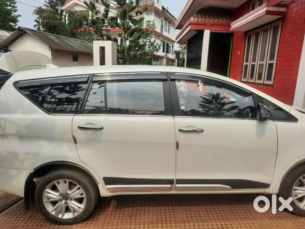 Toyota Innova Crysta 2.4 2019