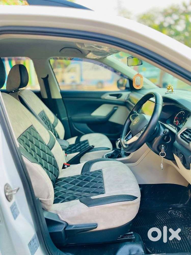 Volkswagen Taigun 1.0 Tsi Highline At, 2025, Petrol