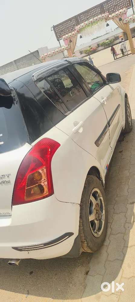 Maruti Suzuki Swift Abs 2010 Diesel 165000 Km Driven