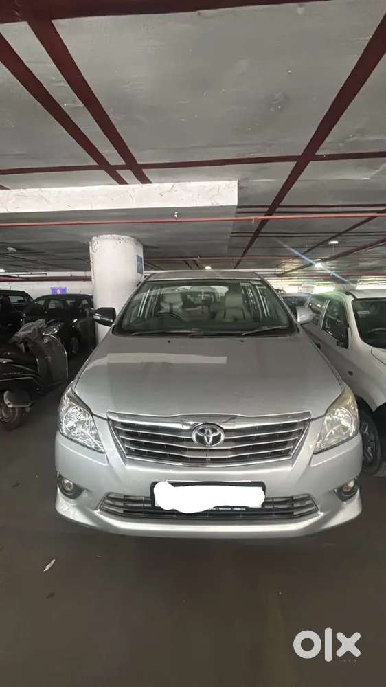 Toyota Innova Crysta 2012 Diesel