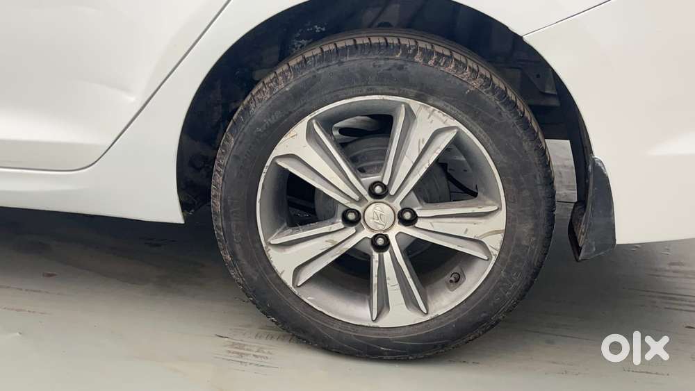 Hyundai Verna 1.6 Crdi Sx Option, 2018, Diesel