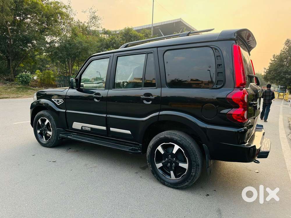 Mahindra Scorpio Classic 2.2 S 11 Mt 7 Str, 2024, Electric