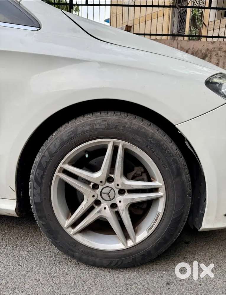 Mercedes-benz/b Class Sport Brand New Condition