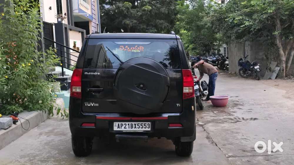 Mahindra Tuv 300 2017 Model