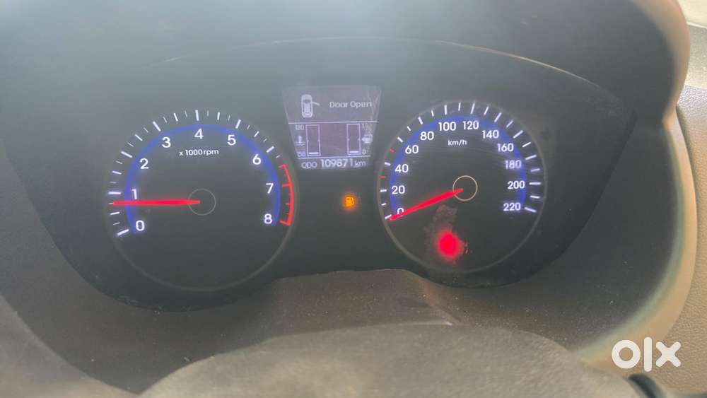 Hyundai I20 Petrol Asta Dual Tone, 2014, Petrol