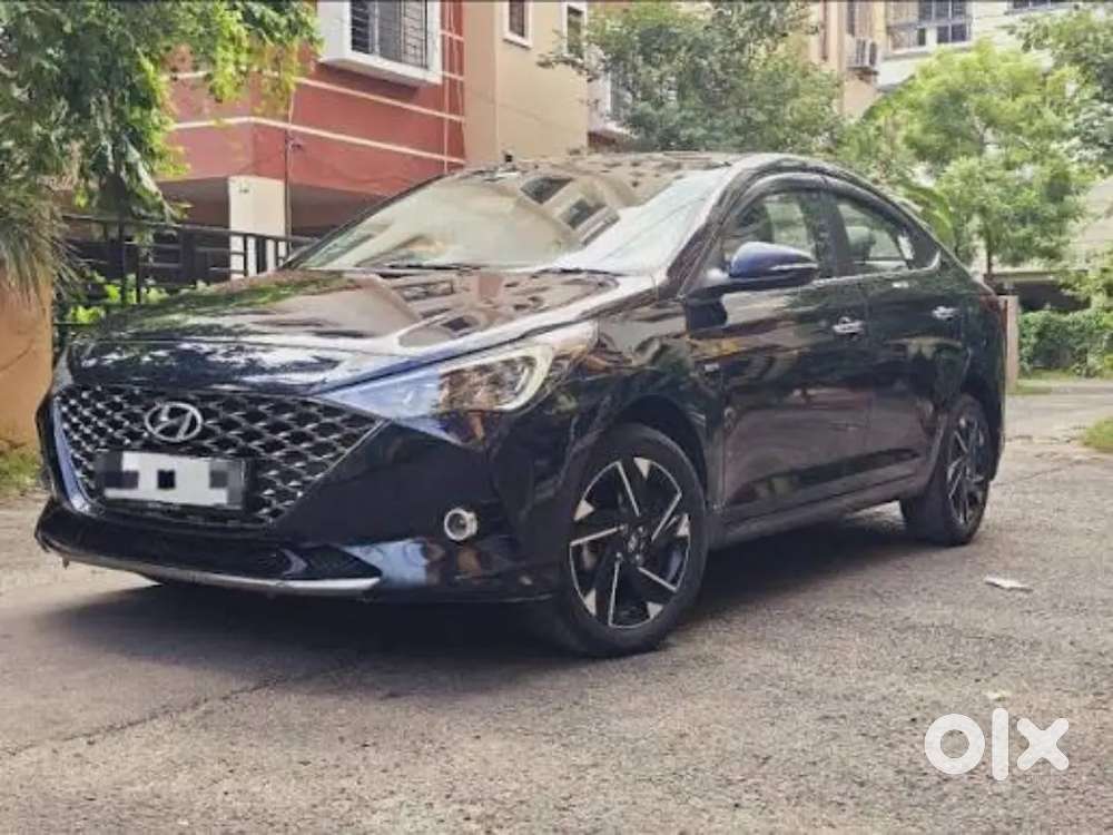 Hyundai Verna 2022 Diesel 33000 Km Driven