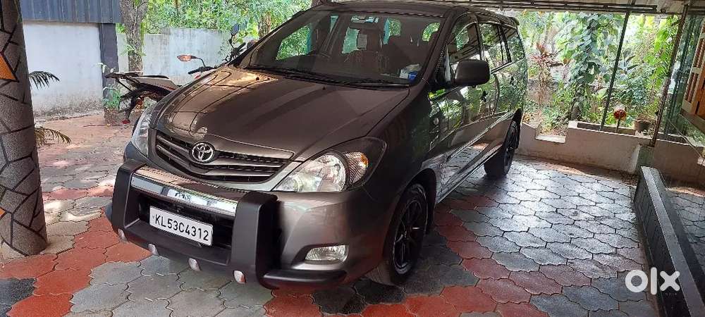 Toyota Innova Diesel 2011 Manual 72000 Km