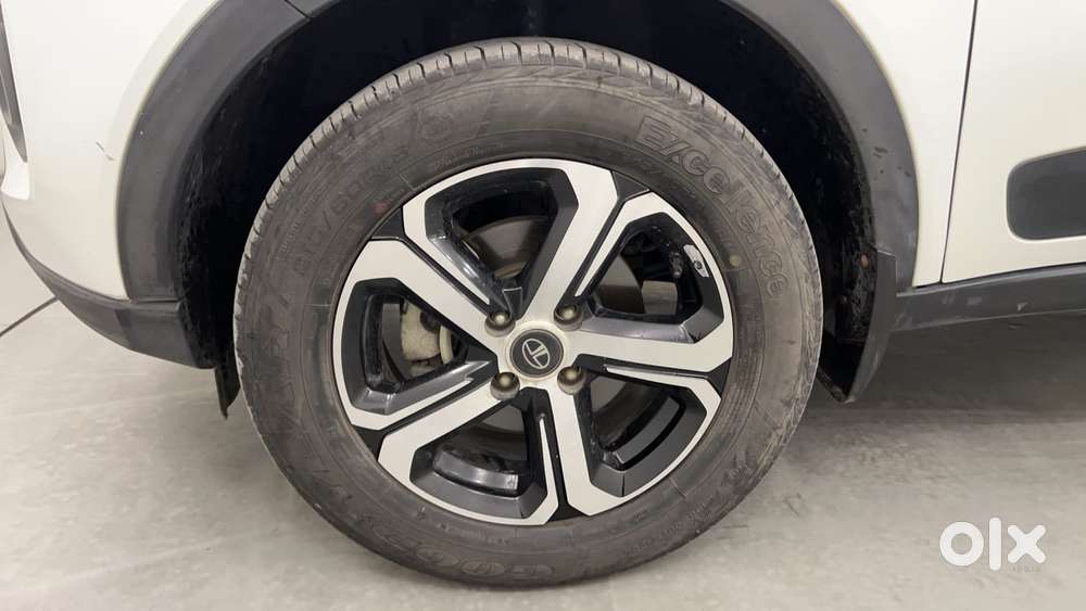 Tata Nexon 1.5 Revotorq Xza Plus, 2023, Diesel