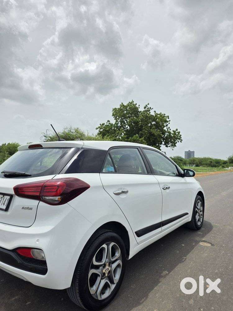 Hyundai I20 Asta (o) 1.2 Mt, 2018, Petrol