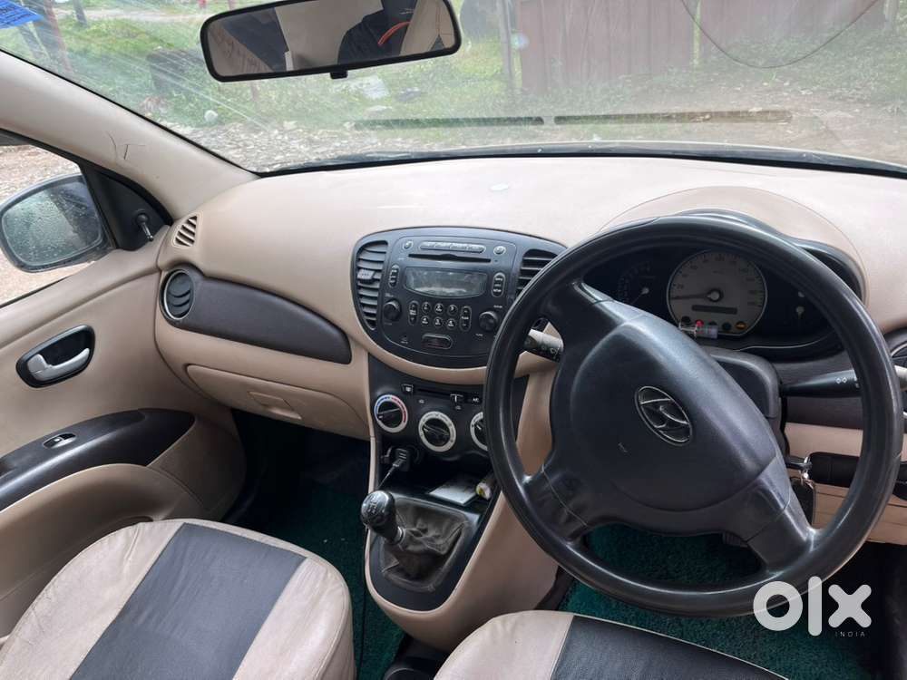 Hyundai I10 Petrol 100000 Km Driven