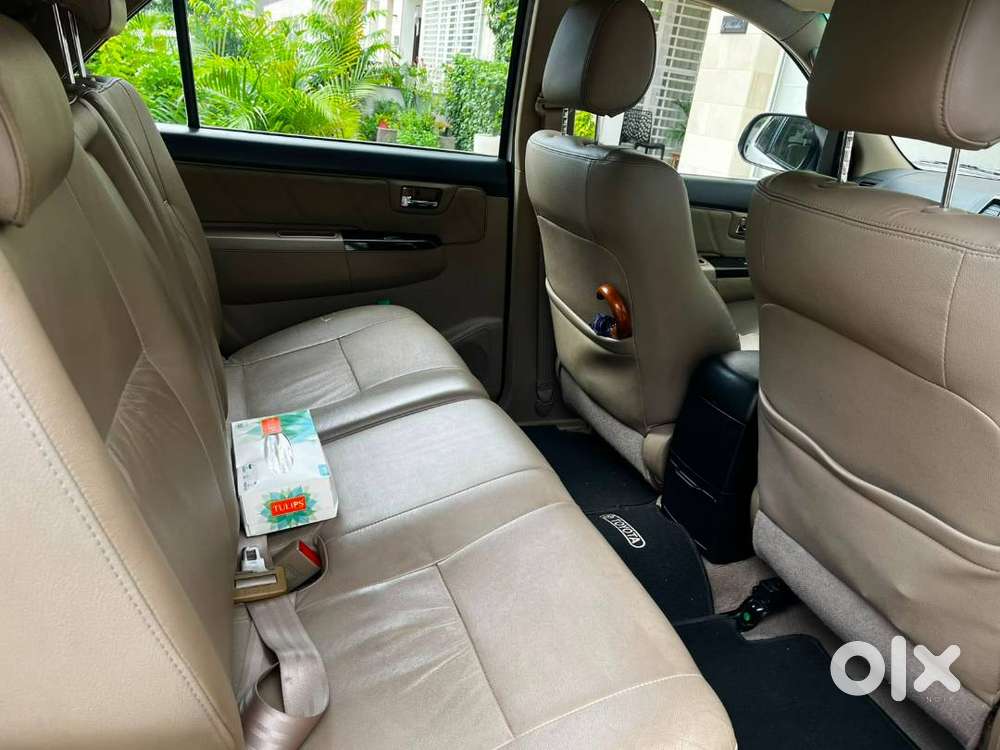 Toyota Fortuner 3.0 At 2016  1.10l Km  Excellent Condition