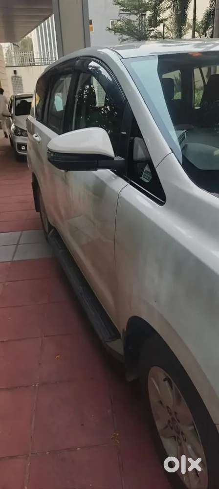 Toyota Innova Crysta 2017