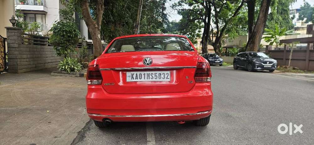Volkswagen Vento 1.2 Highline Plus At 16 Alloy, 2018, Petrol