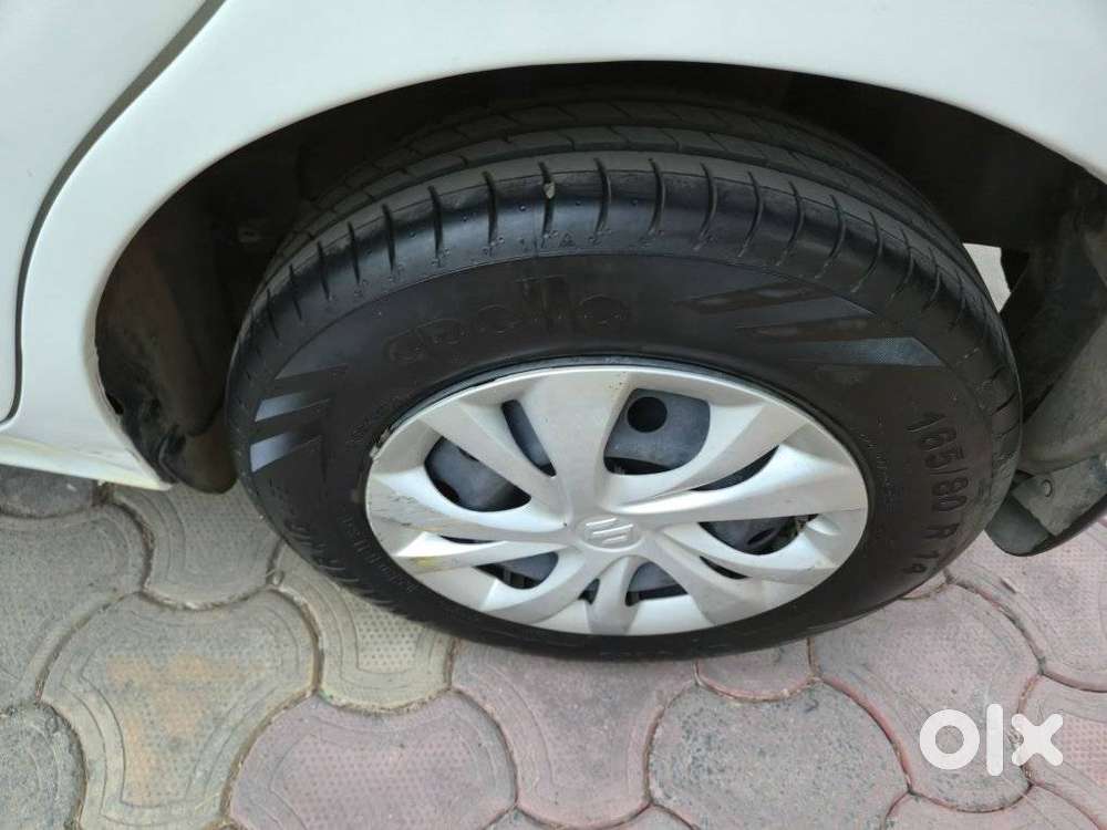 Maruti Suzuki Swift Vxi + Manual, 2021, Petrol