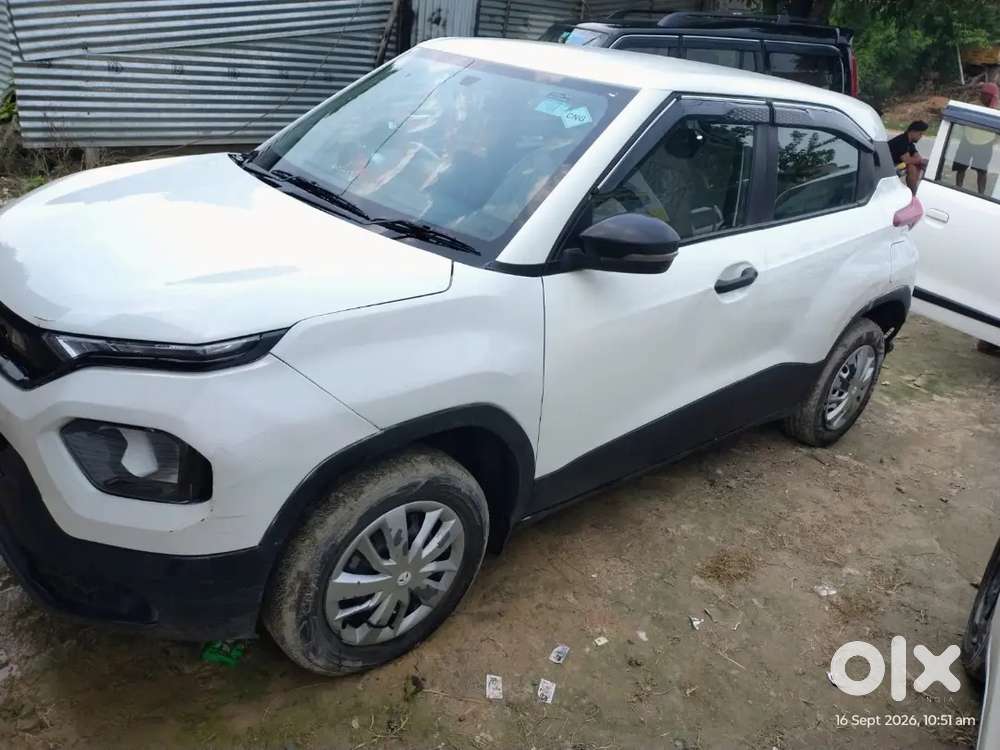 Tata Punch Icng 2025