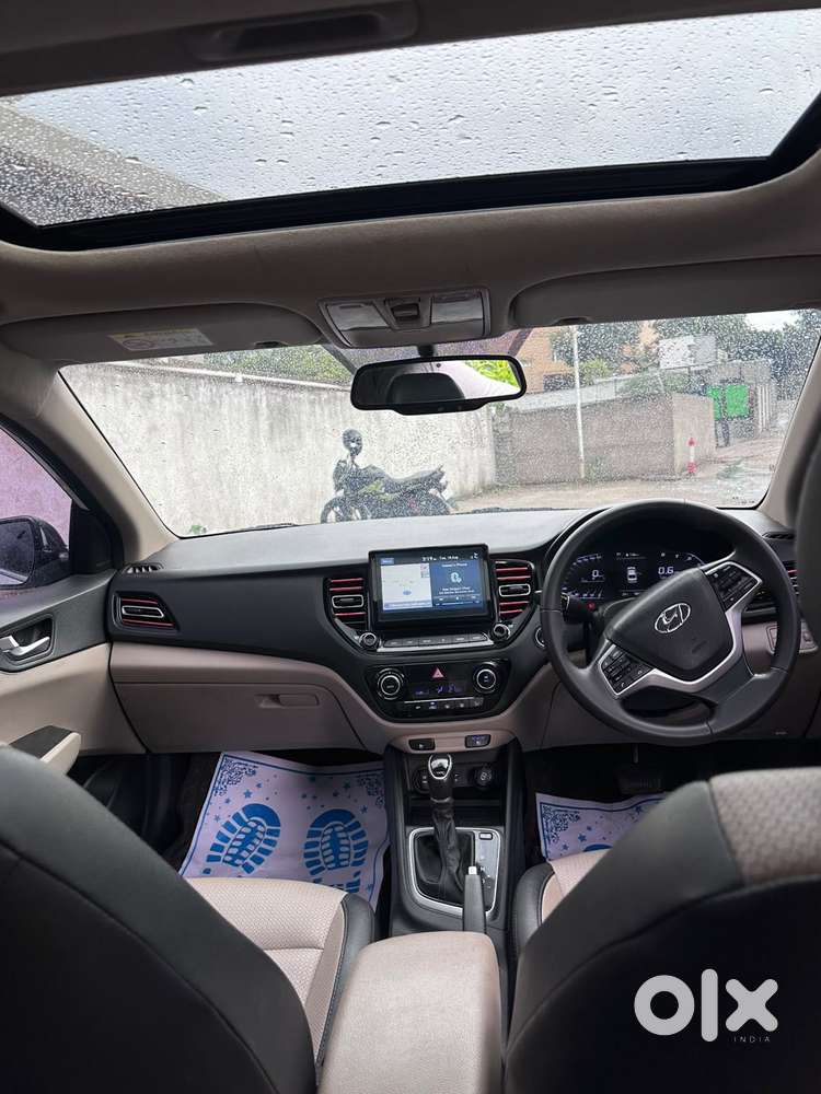 Hyundai Verna 1.5 Sx (o) Ivt, 2022, Petrol