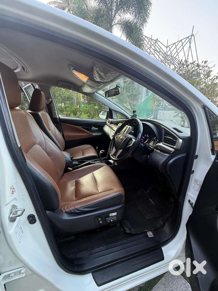 Toyota Innova Crysta [ ] 2.4 Zx At 7 Str, 2020, Diesel