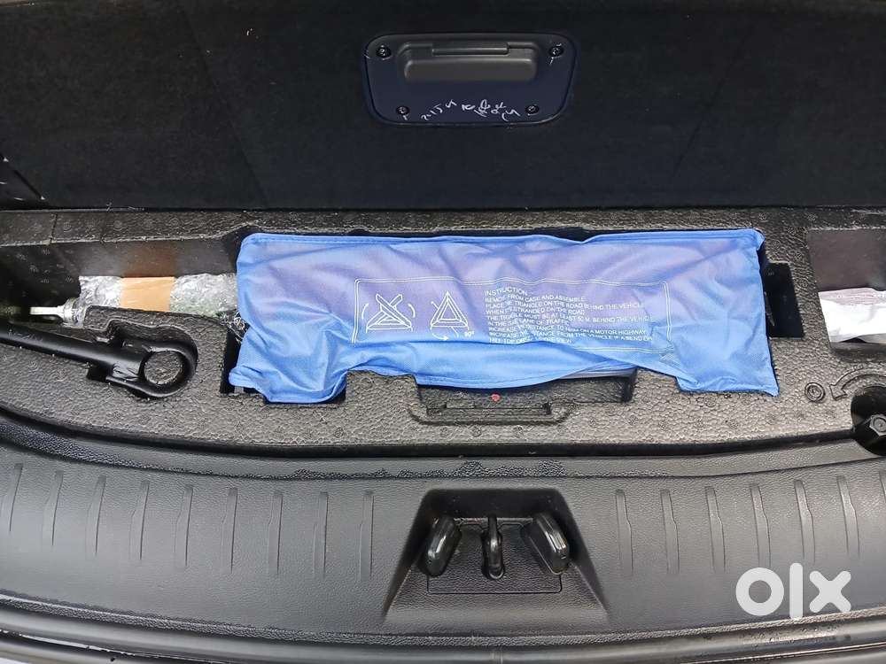 Mahindra Xuv700 2.2 Ax 7 Diesel Mt Str, 2022, Diesel