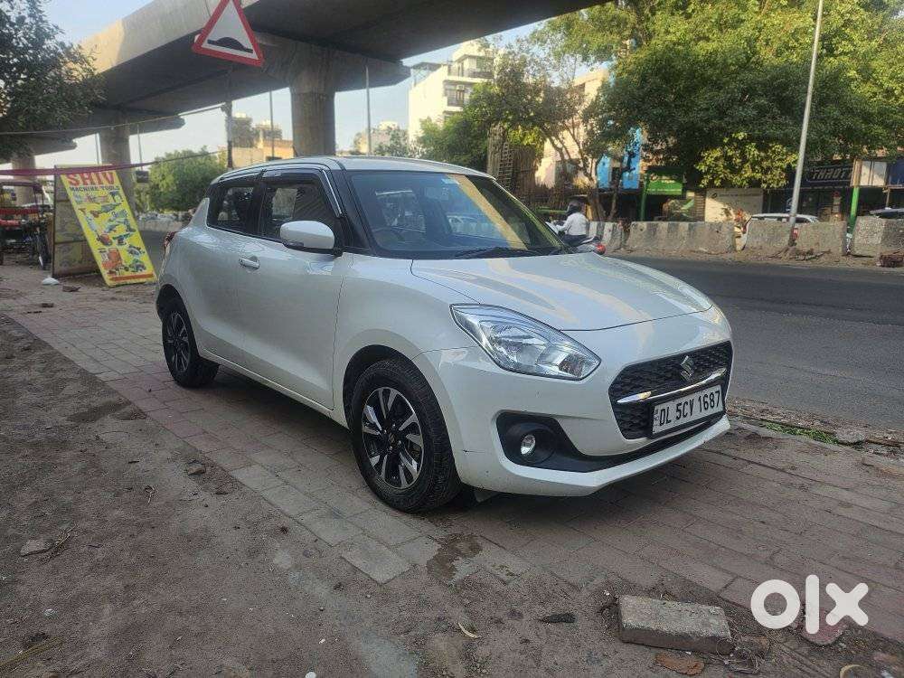 Maruti Suzuki Swift 1.3 Zxi, 2023, Petrol