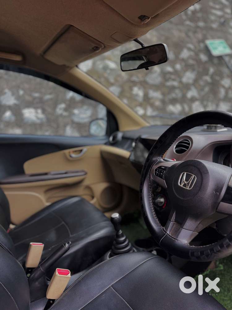 Honda Brio Vx Mt, 2014, Petrol