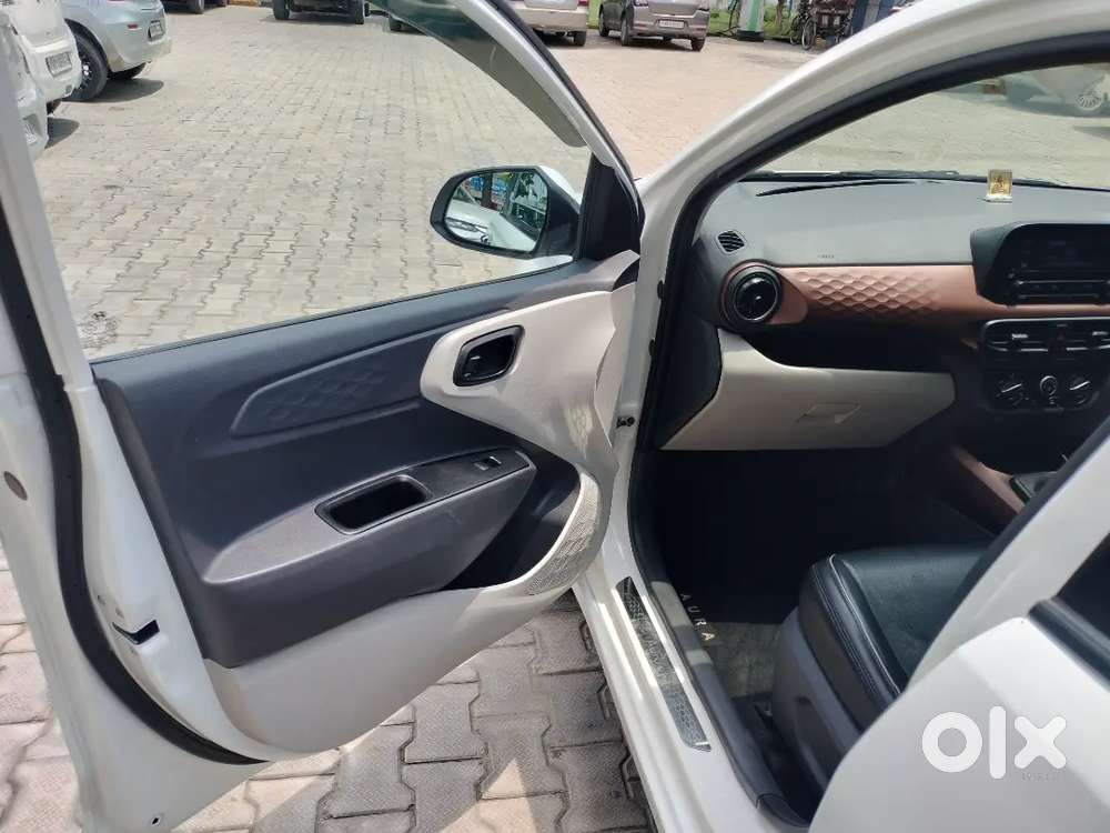 Hyundai Aura 2021 Petrol Amt
