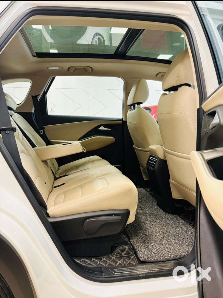 Mg Hector Sharp Pro 1.5 Turbo Cvt Dual Tone, 2024, Petrol