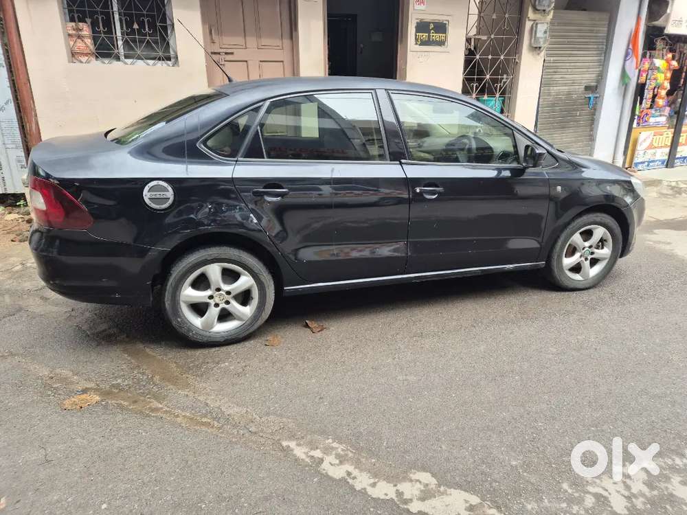 Skoda Rapid 1.6 Ambition 2014 Black