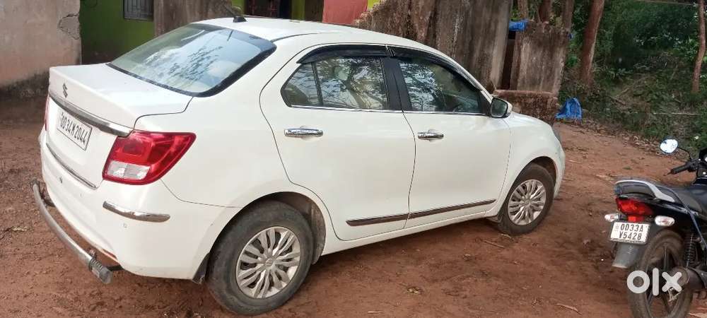 Maruti Suzuki Dzire 2020 Petrol 73000 Km Driven