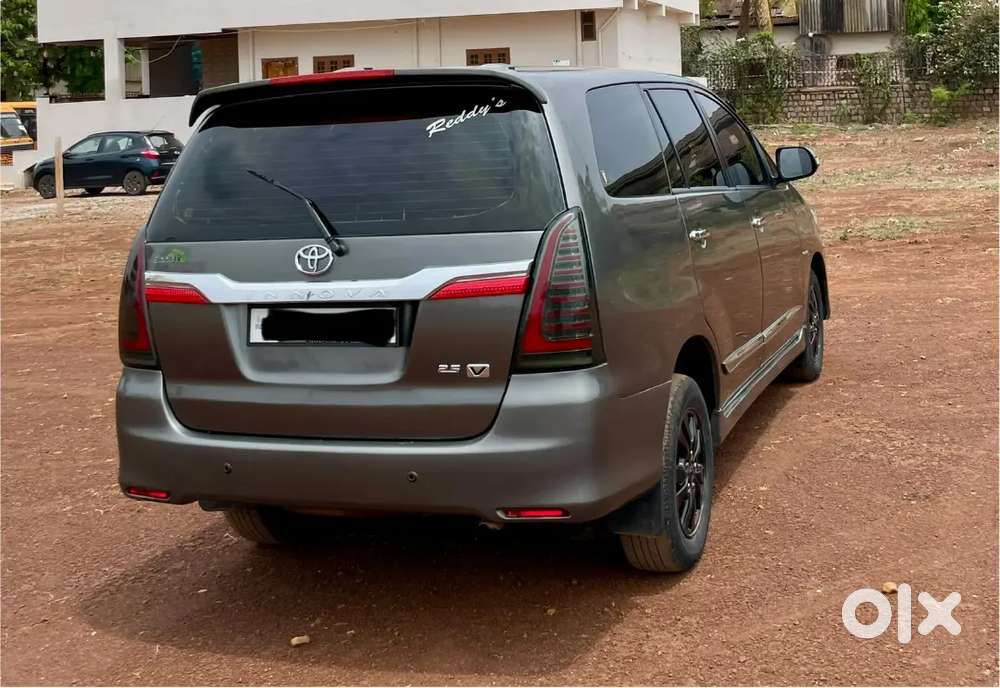 Toyota Innova 2011 Diesel 199000 Km Driven