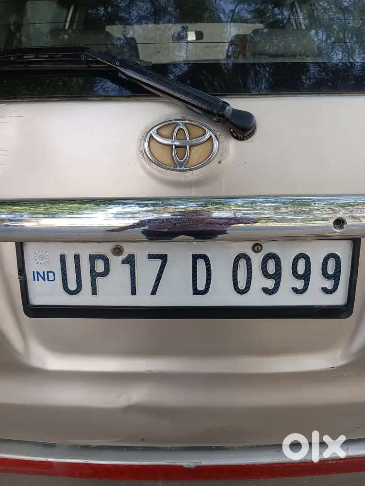 Toyota Innova 2008 Diesel 300000 Km Driven