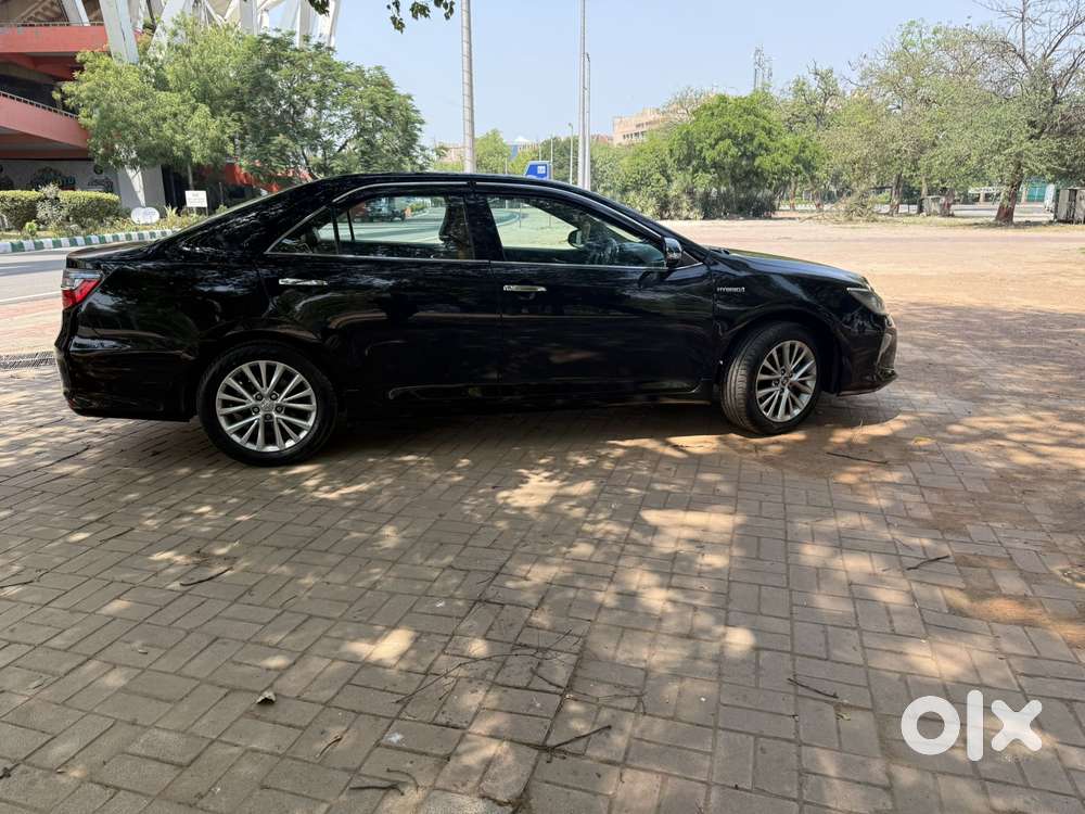 Toyota Camry Hybrid, 2018, Cng & Hybrids