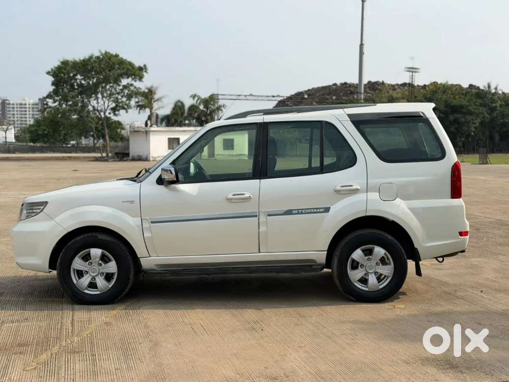 Tata Safari Storme, 2016, Diesel