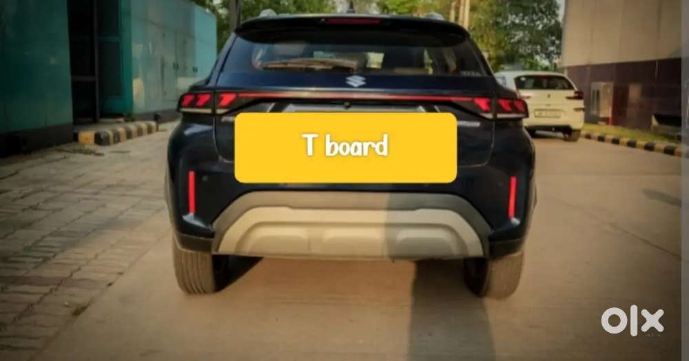 Maruti Suzuki Fronx 2024 Petrol Well Maintained