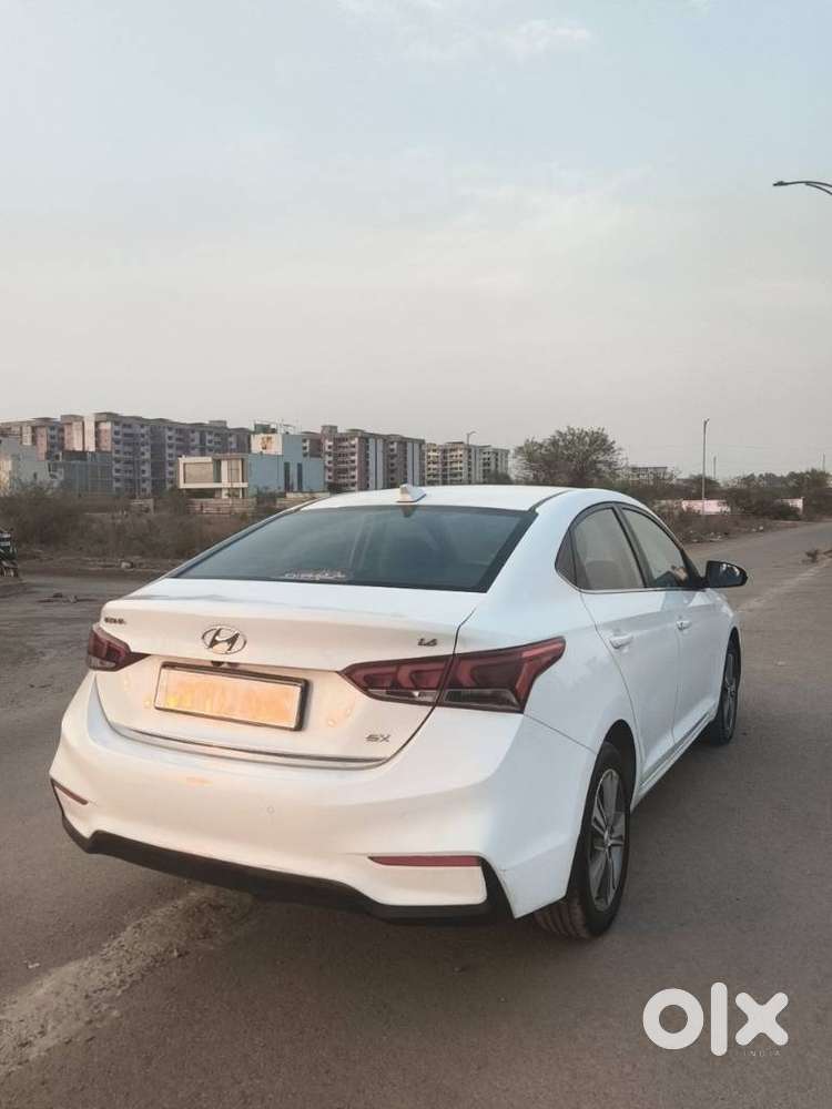 Hyundai Fluidic Verna 1.6 Crdi Sx, 2018, Petrol