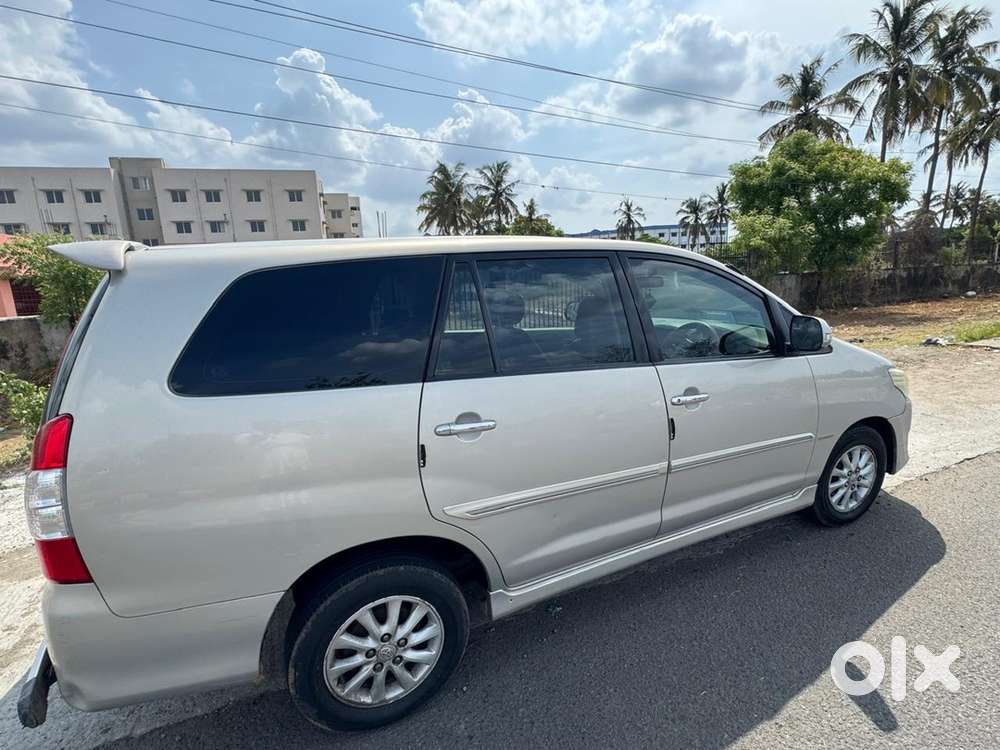 Toyota Innova Diesel 2012