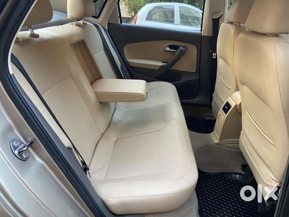 Volkswagen Vento 1.5 Highline Plus At 16 Alloy, 2015, Diesel