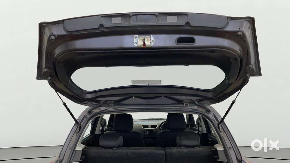 Maruti Suzuki Swift 1.2 Lxi (o), 2017, Petrol