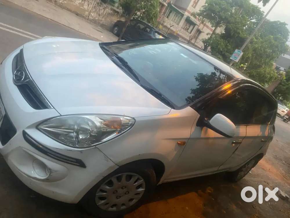Hyundai New I20 2012 Cng & Hybrids 85000 Km Driven