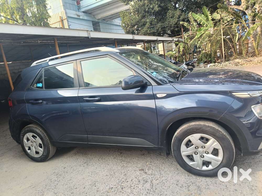 Hyundai Venue S 1.2 Petrol, 2019, Petrol