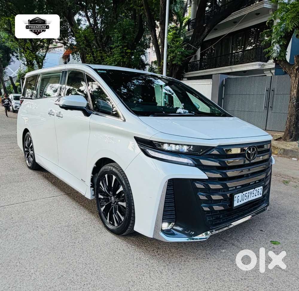 Toyota Vellfire Vip – Executive Lounge, 2024, Petrol