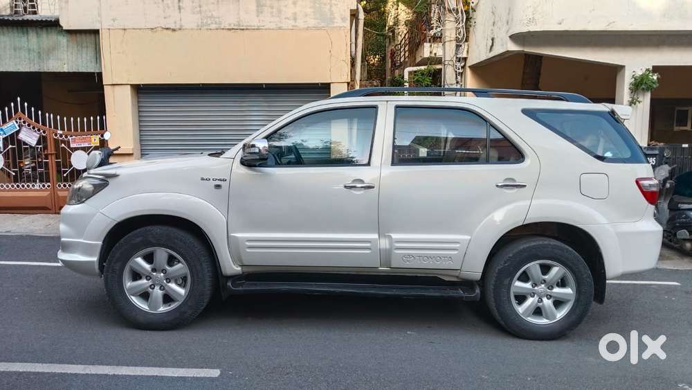 Toyota Fortuner 3.0 4x4 Manual, 2010, Diesel