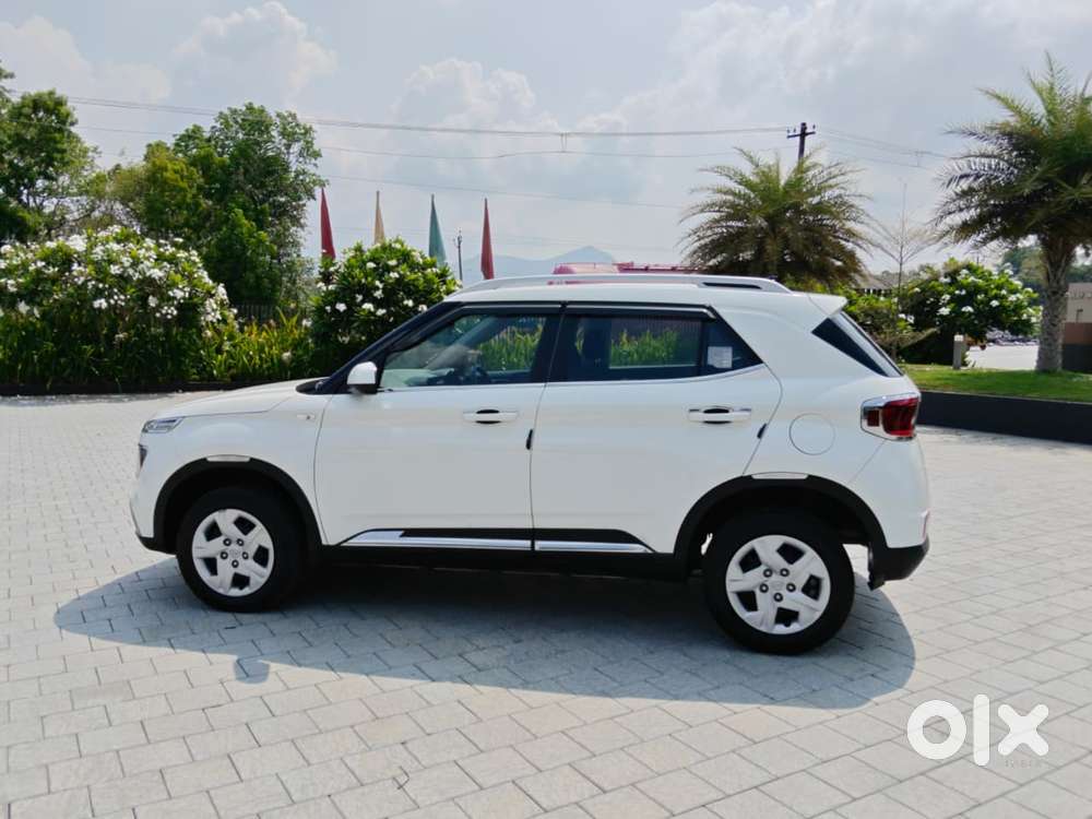 Hyundai Venue S 1.2 Petrol, 2020, Petrol