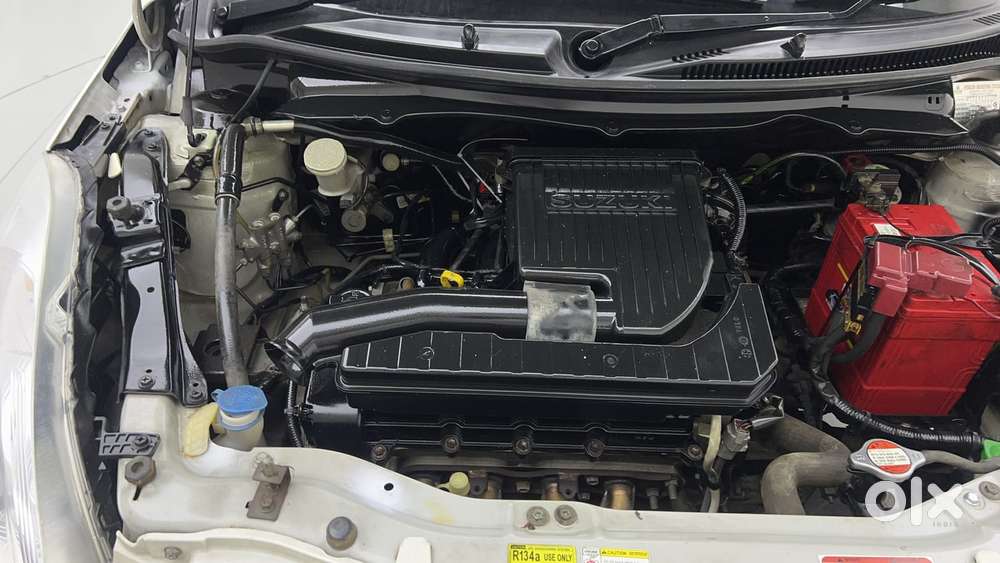 Maruti Suzuki Swift Lxi Optional-o, 2016, Cng & Hybrids